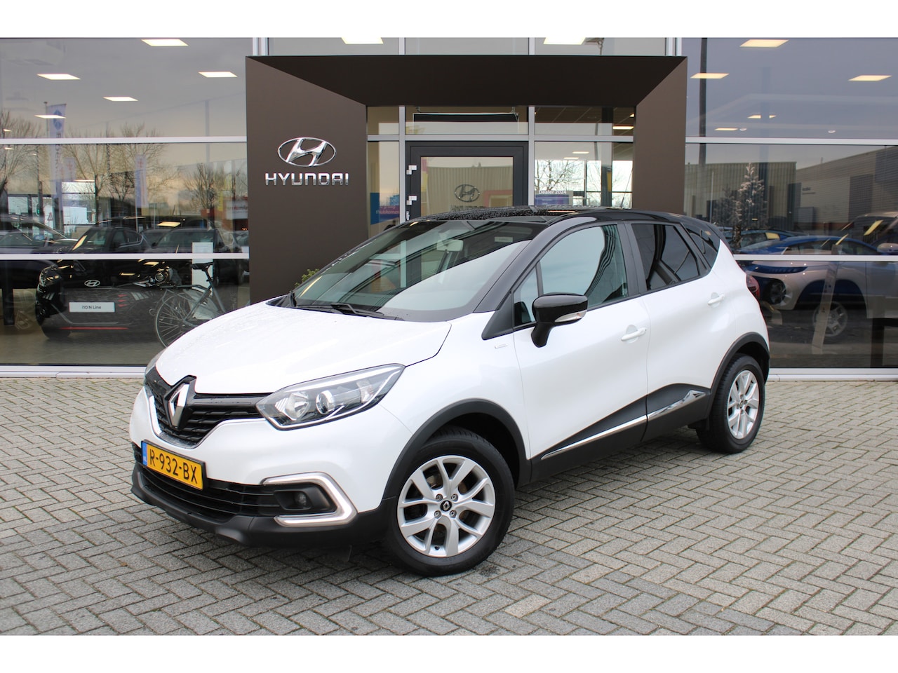 Renault Captur - 0.9 TCe Limited MANUAL - AutoWereld.nl