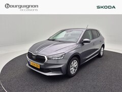 Skoda Fabia - 1.0 TSi Ambition | Navigatie | Airco | Cruise Controle | 15 Inch | Parkeersensoren | 70.40