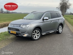 Mitsubishi Outlander - 2.0 PHEV Instyle+ Leder nette staat