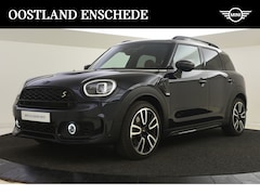 MINI Countryman - Cooper SE ALL4 JCW Automaat / Premium Plus Pakket / Panoramadak / Achteruitrijcamera / Com