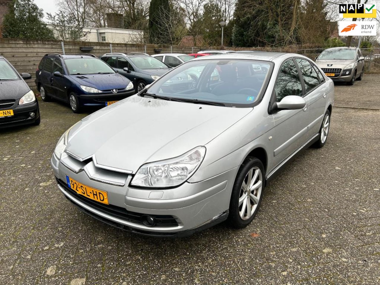 Citroën C5 - 2.0-16V Ligne Business 2.0-16V Ligne Business // Nieuwe APK - AutoWereld.nl