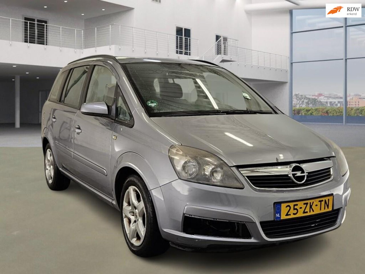 Opel Zafira - 1.6 Business 7 PERS AIRCO CRUISE TREKHAAK - AutoWereld.nl