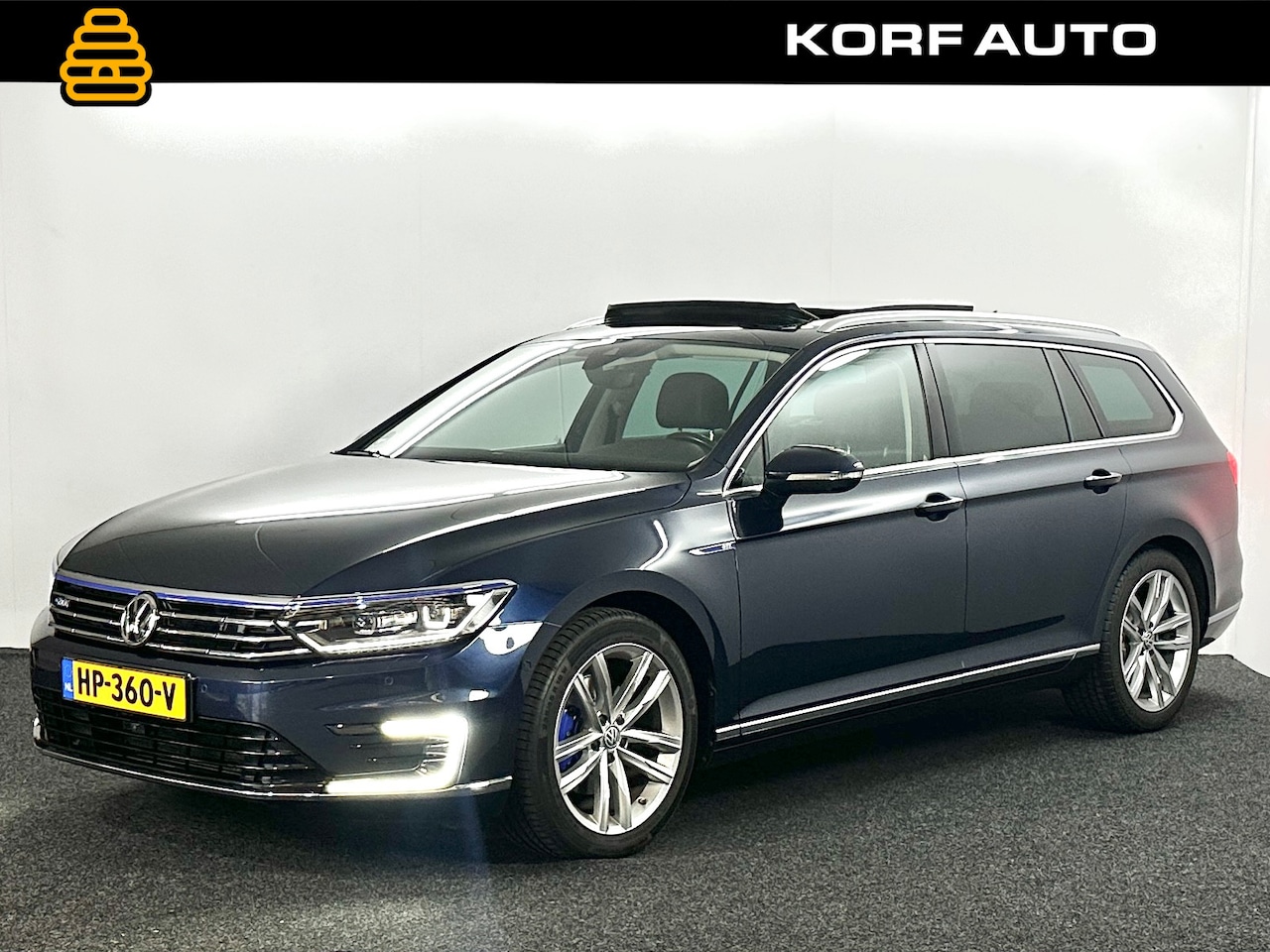 Volkswagen Passat Variant - 1.4 TSI GTE Highline / Pano / Leder / 360*camera - AutoWereld.nl