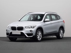 BMW X1 - sDrive20d Executive | Sportstoelen | Navigatiesysteem | Elektrische achterklep | Climaat c