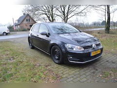 Volkswagen Golf - 1.6 TDI Highline