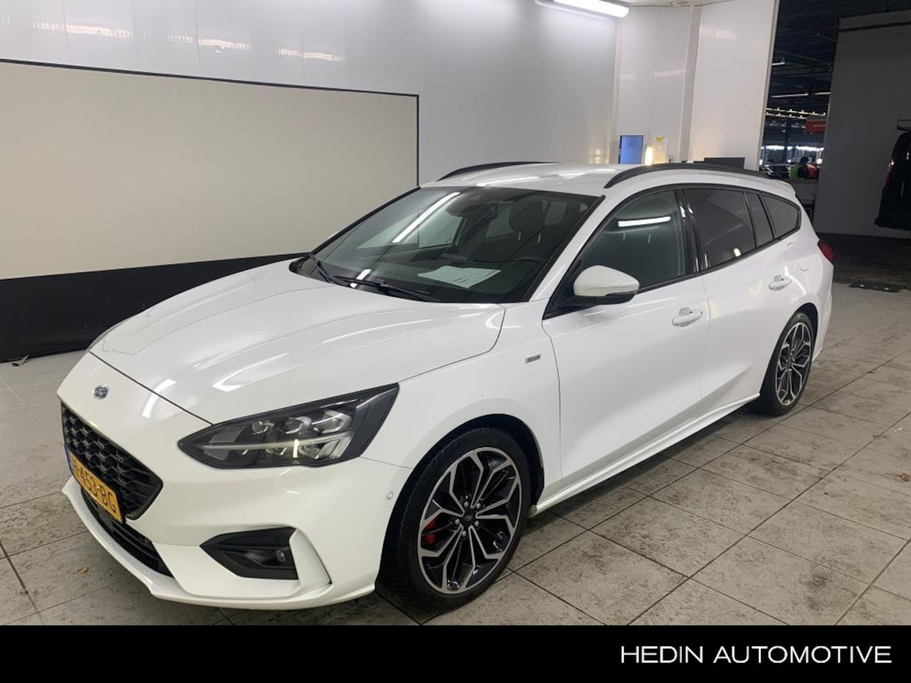 Ford Focus Wagon - 1.5 EcoBoost ST Line Business | Automaat | Carplay | Camera | 18 Inch | Navi | Led | - AutoWereld.nl