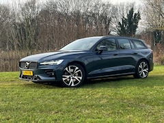 Volvo V60 - 2.0 B3 R-Design | Panoramadak | Harman/Kardon | Trekhaak | Camera |