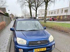 Toyota RAV4 - 1.8-16V VVT-i Luna