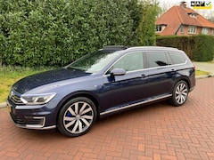 Volkswagen Passat Variant - 1.4 TSI GTE virtual cockpit vol leer panorama dak rijd heerlijk vele extra´s