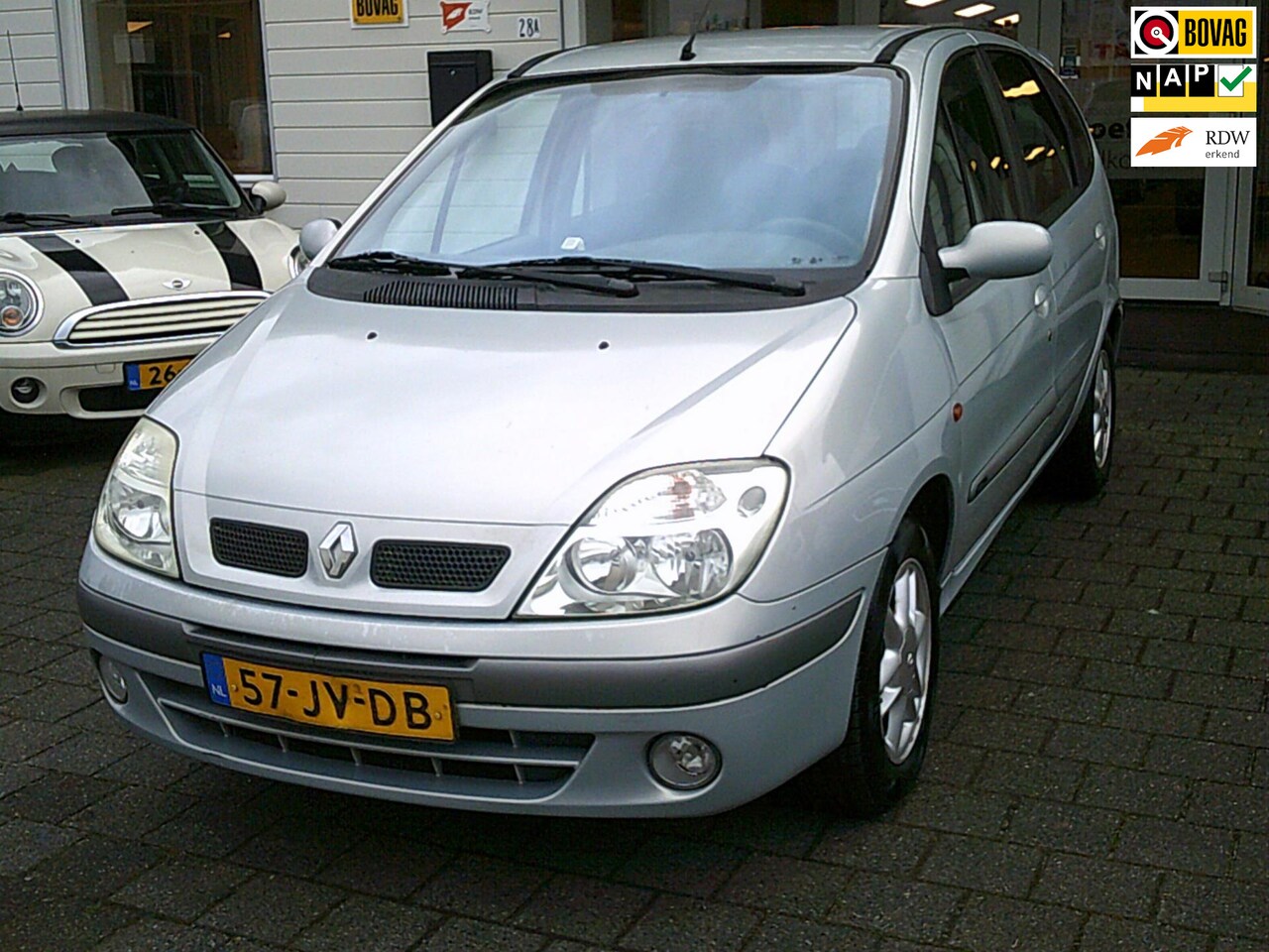 Renault Scénic - 1.6-16V Expression 1.6-16V Expression (Autom.) - AutoWereld.nl