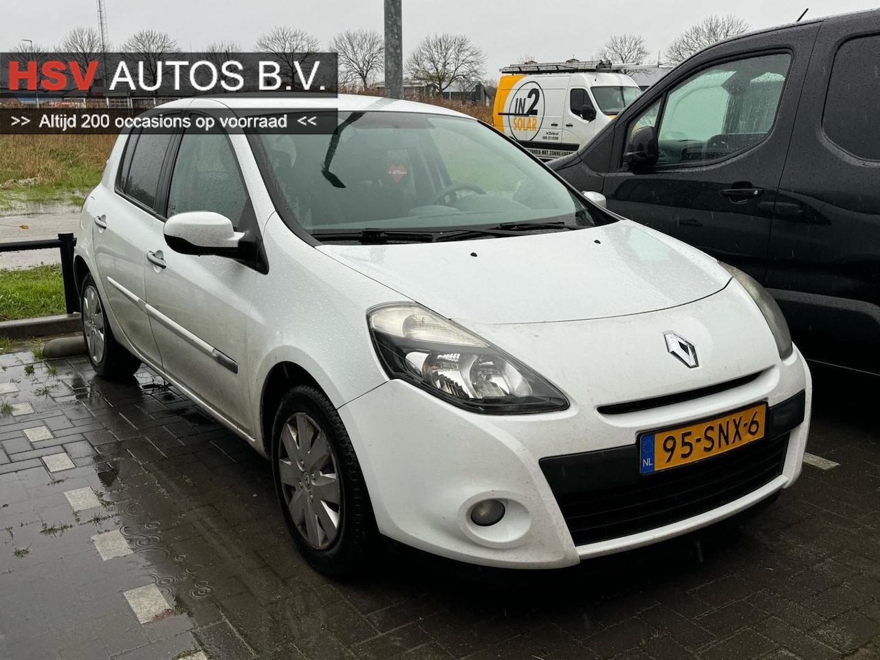 Renault Clio - 1.5 dCi Authentique airco 4-deurs - AutoWereld.nl