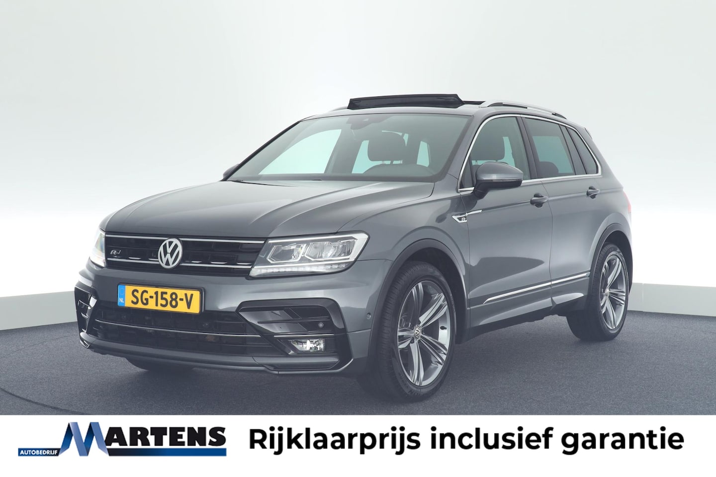 Volkswagen Tiguan - 1.4 TSI 150pk DSG ACT R-Line Highline Dynaudio Camera Keyless Virtual Cockpit Navigatie - AutoWereld.nl