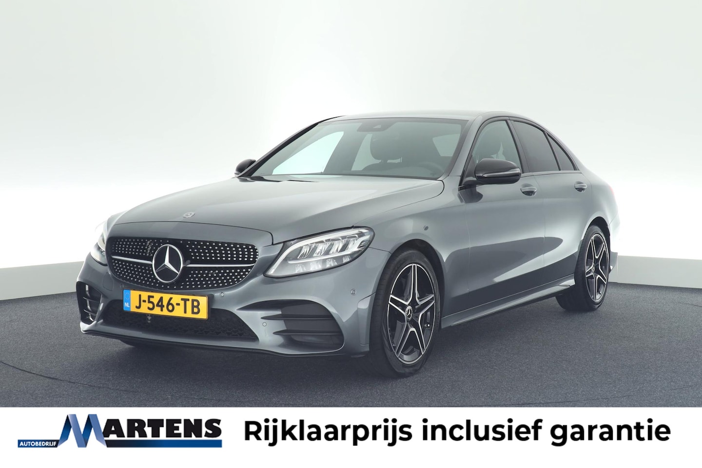 Mercedes-Benz C-klasse - 180 147pk Automaat AMG-Line Premium Pack Camera Led Navigatie - AutoWereld.nl