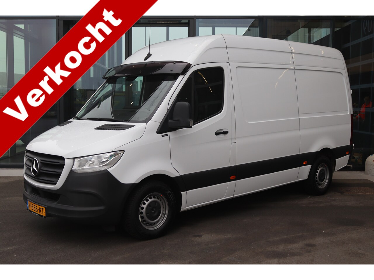 Mercedes-Benz Sprinter - 314 CDI Aut. L2H2 |NAVI/AIRCO/MBUX/CAMERA/3500KG AHW/ 62.025 km!! - AutoWereld.nl