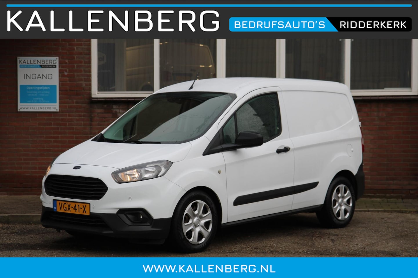 Ford Transit Courier - 1.5 TDCI 75PK Trend / App connect / PDC / Voorruitverwarming - AutoWereld.nl