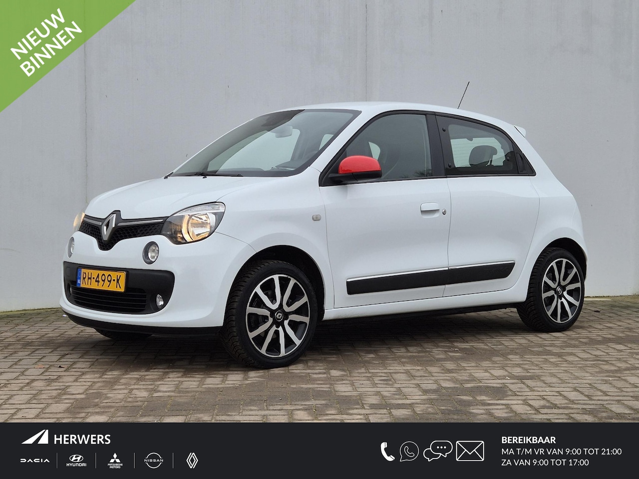 Renault Twingo - 1.0 SCe Intens Automaat / 16" Lichtmetalen Velgen / Navigatie / Achterruitrijcamera / All - AutoWereld.nl