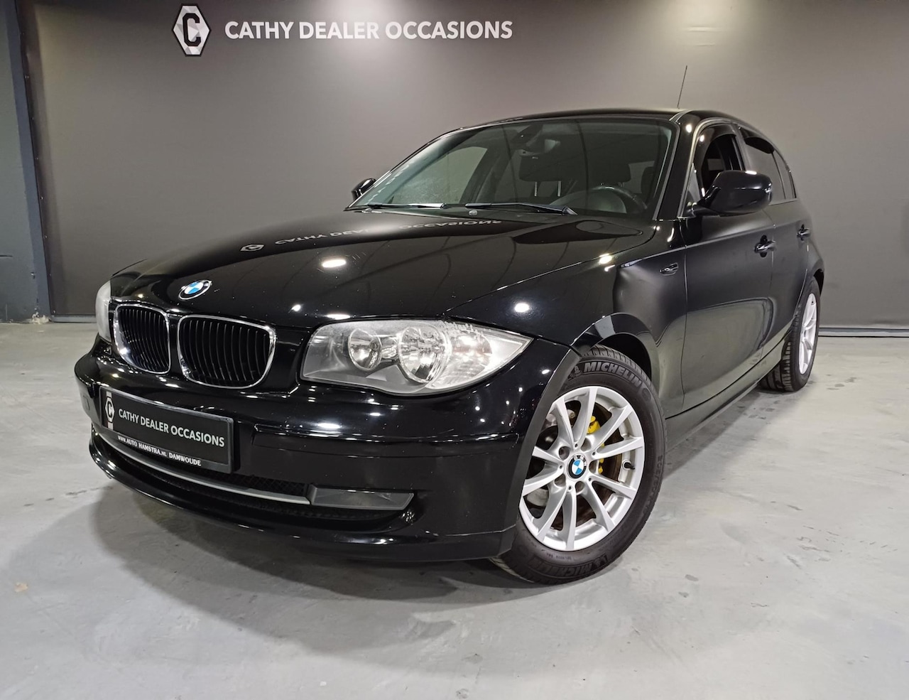 BMW 1-serie - 116i Business Line Ultimate Edition Climate Cruise LMV - AutoWereld.nl