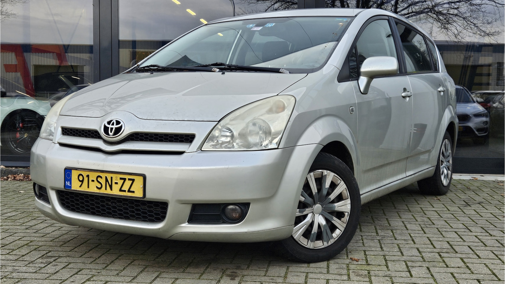 Toyota Verso - 1.8 VVT-i Sol + KLIMA + CRUISE - AutoWereld.nl