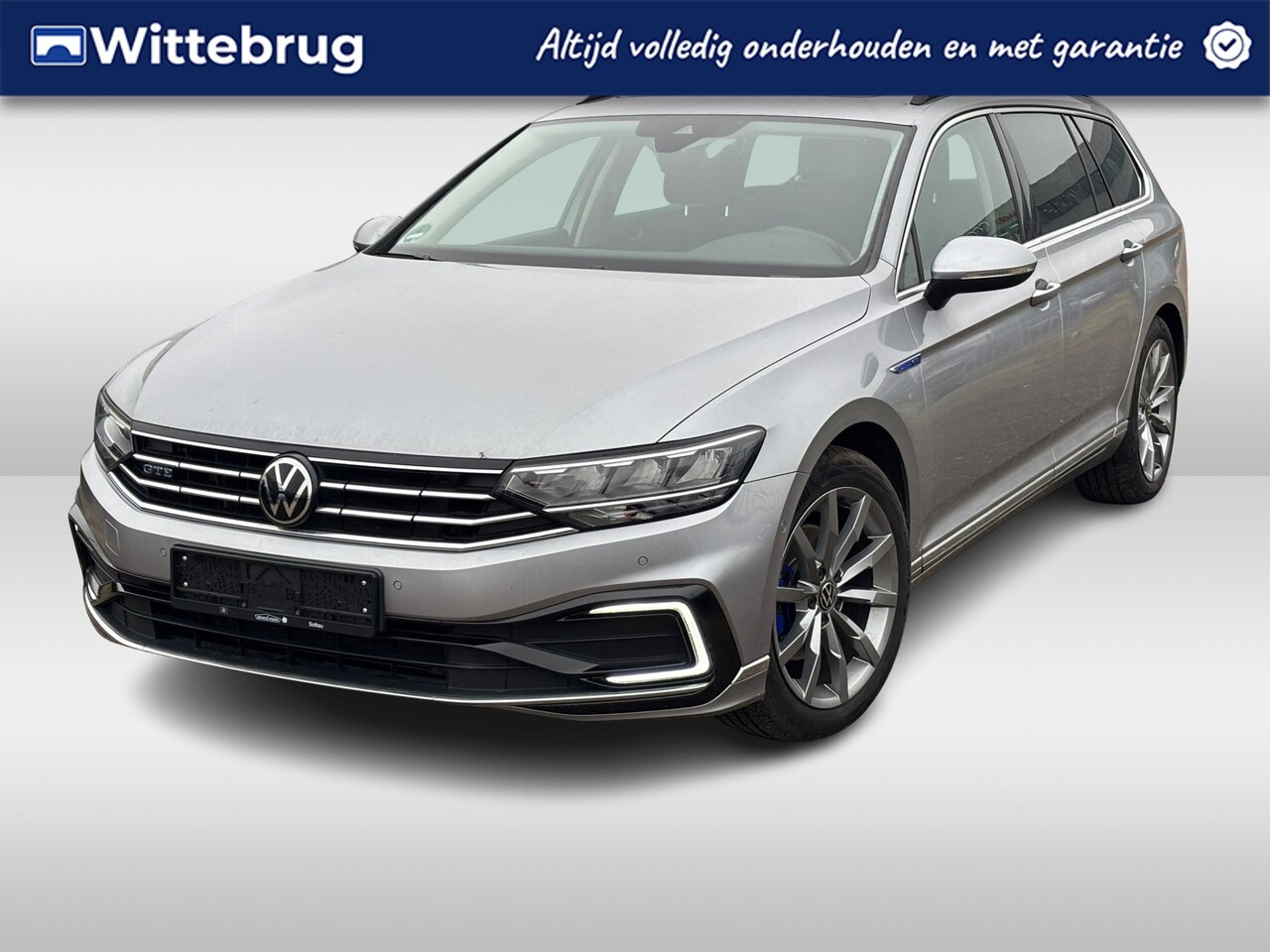 Volkswagen Passat Variant - 1.4 TSI PHEV 218pk GTE DSG Automaat Panoramadak / Navigatie / Wegklapbare trekhaak / app-c - AutoWereld.nl