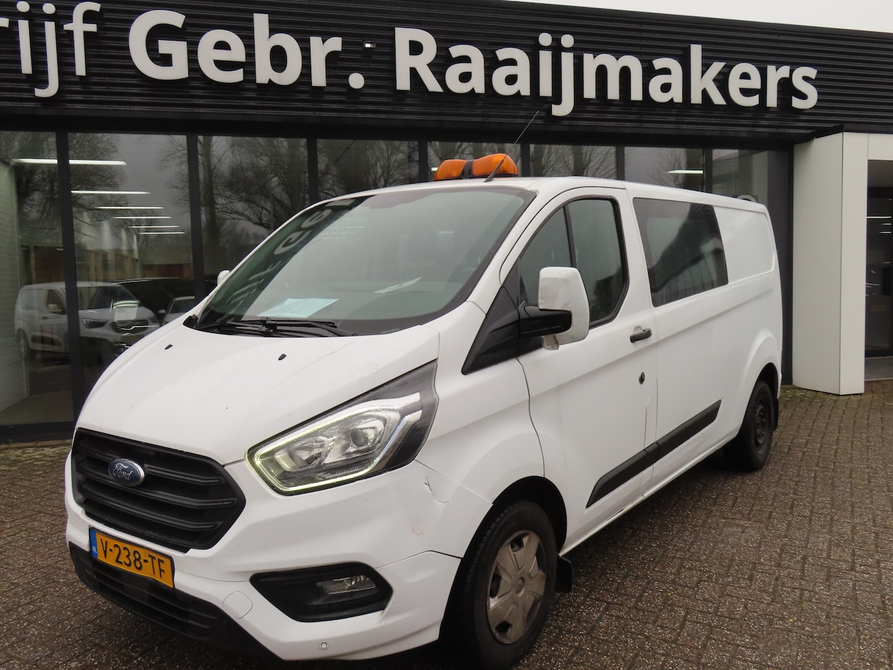 Ford Transit Custom - 300 2.0 TDCI L2H1 Trend DC*EXPORT*Airco* - AutoWereld.nl