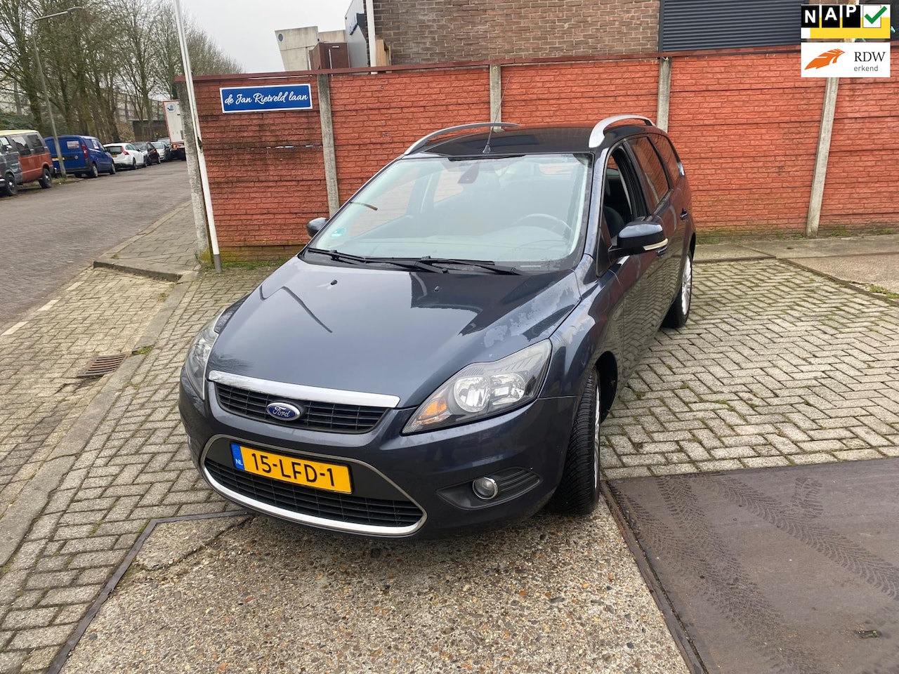 Ford Focus Wagon - 1.8 Limited 1.8 Limited - AutoWereld.nl