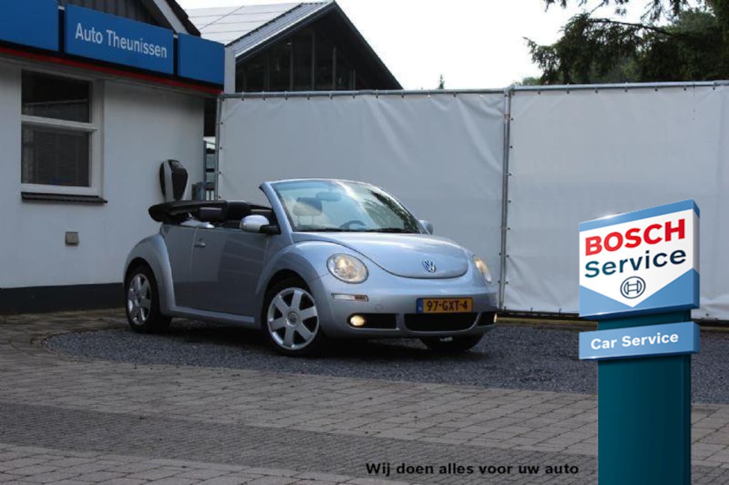 Volkswagen New Beetle Cabriolet - 1.6 Highline | BTW | Leer | Trekhaak - AutoWereld.nl