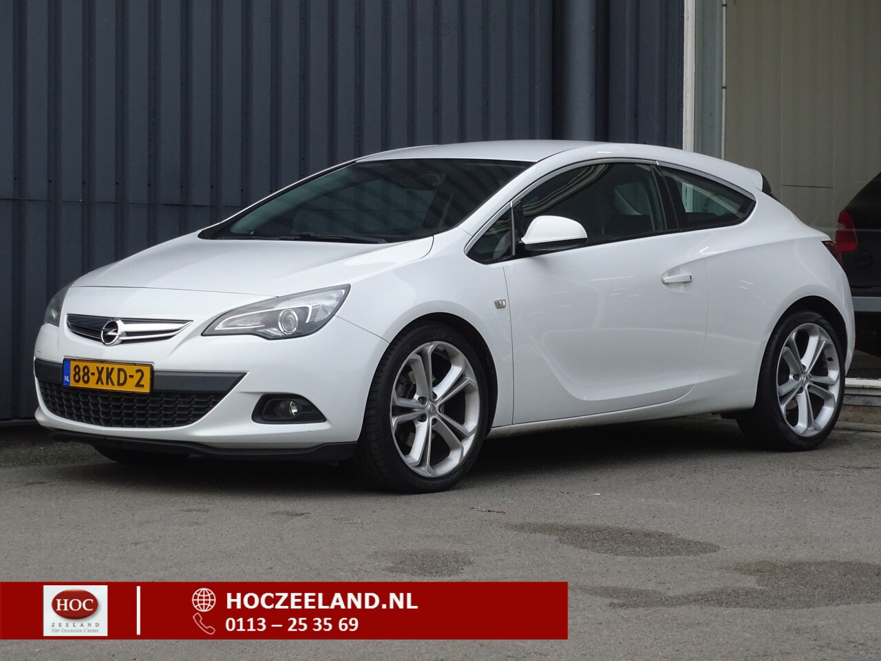 Opel Astra GTC - 1.4 Turbo Sport | Navi | Clima | 20" - AutoWereld.nl