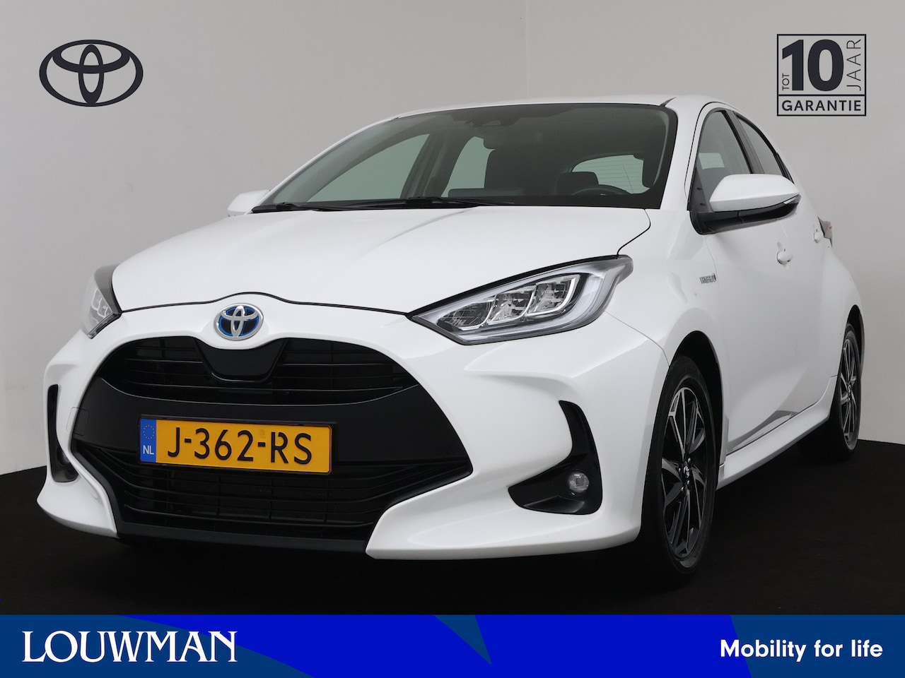 Toyota Yaris - 1.5 Hybrid First Edition | Navigatie | LM velgen | Cruise Control Adaptief | Climate Contr - AutoWereld.nl