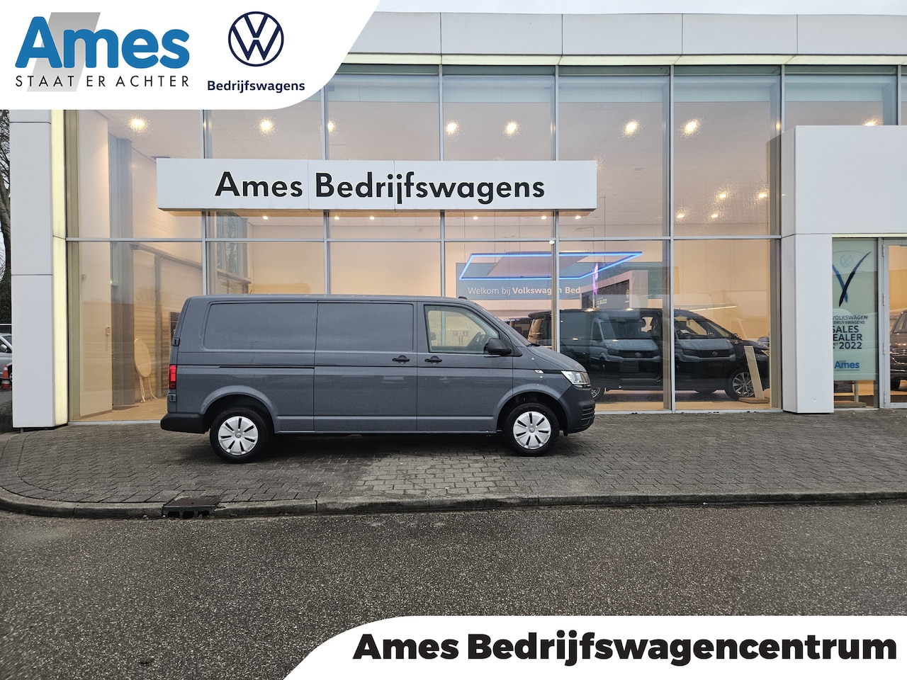 Volkswagen Transporter - 2.0 TDI L2H1 28 150PK hand | PDC | App connect |Cruise control | bijrijdersbank - AutoWereld.nl