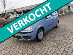 Fiat Punto - 1.4-16V Dynamic|AIRCO|5-DEURS|NAP|