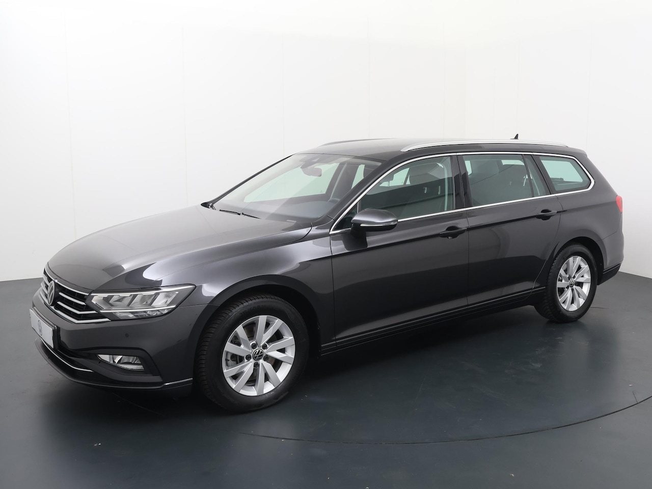 Volkswagen Passat Variant - 1.5 TSI Business | 150 PK | Trekhaak | ergoComfort bestuurdersstoel  | Navigatiesysteem | - AutoWereld.nl