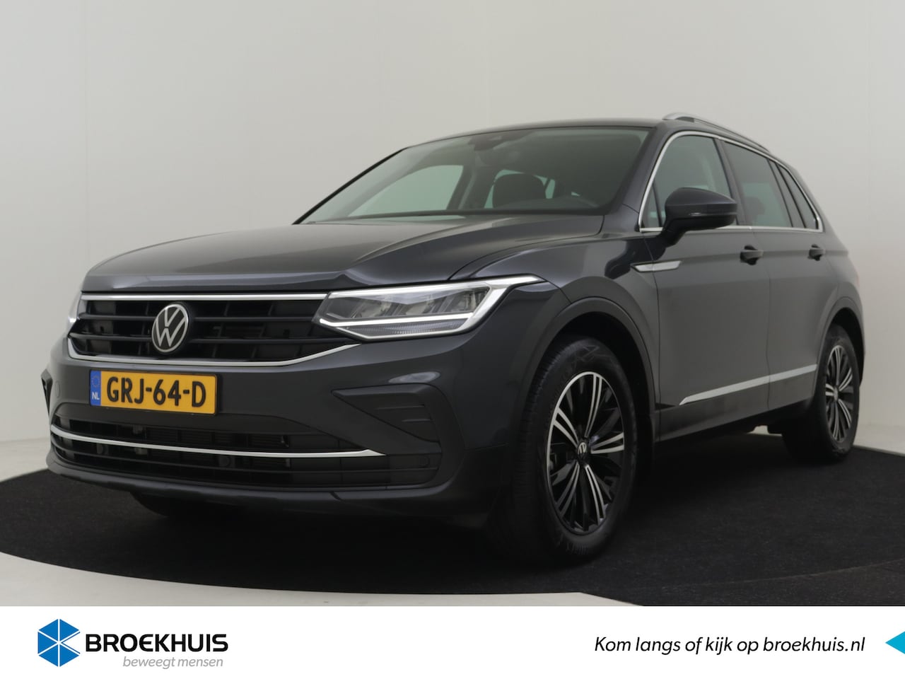 Volkswagen Tiguan - 1.5 TSI 150PK Life Edition | Trekhaak (1800KG) | Camera Achter | Volledig Digitaal Dashboa - AutoWereld.nl