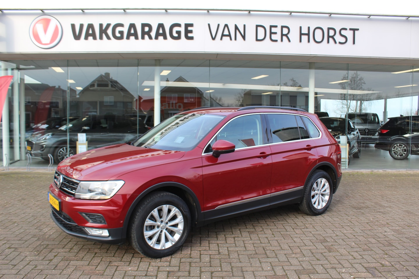 Volkswagen Tiguan - 1.4 TSI ACT Comfortline 1.4 TSI ACT Comfortline , 150pk , 1800kg Trekgewicht Climate control , Cruise control , Ca - AutoWereld.nl