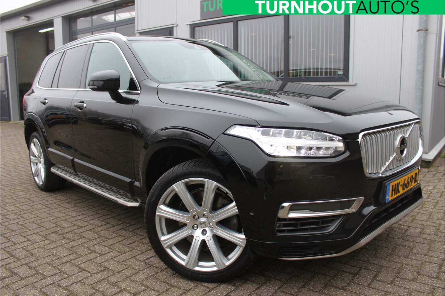 Volvo XC90 - 2.0 T8 Twin Engine AWD Inscription Luchtvering | Body Kit | Keyless | Blis - AutoWereld.nl