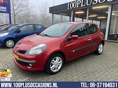 Renault Clio - 1.4-16V Dynamique Luxe NIEUWE APK, LEES ADVERTENTIE