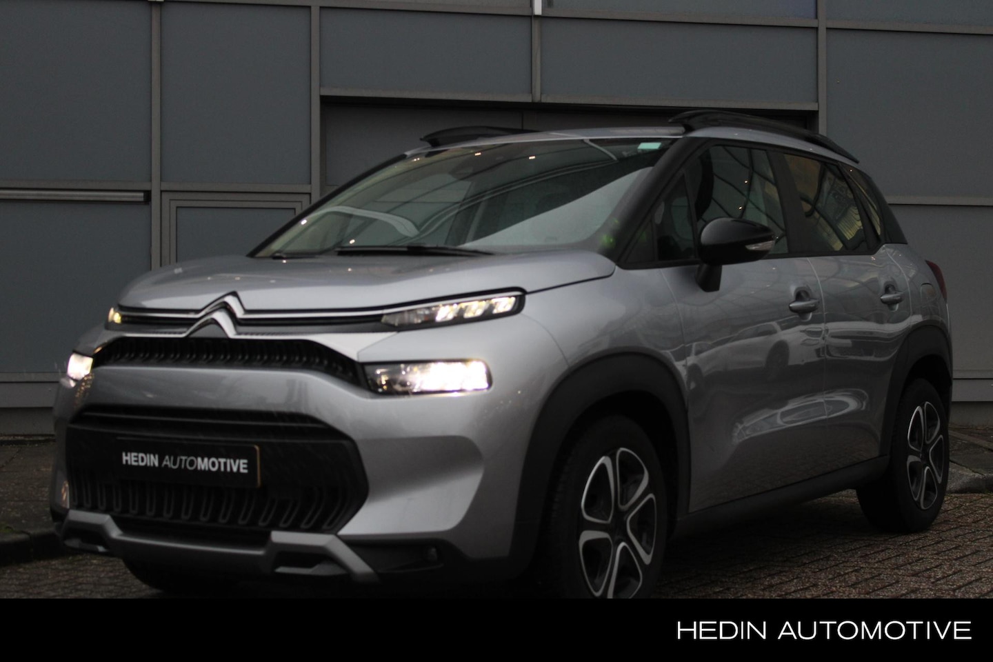 Citroën C3 Aircross - 1.2 Turbo 110pk Feel | Navigatie | Lichtmetalen velgen | Parkeersensoren | Apple CarPlay / - AutoWereld.nl