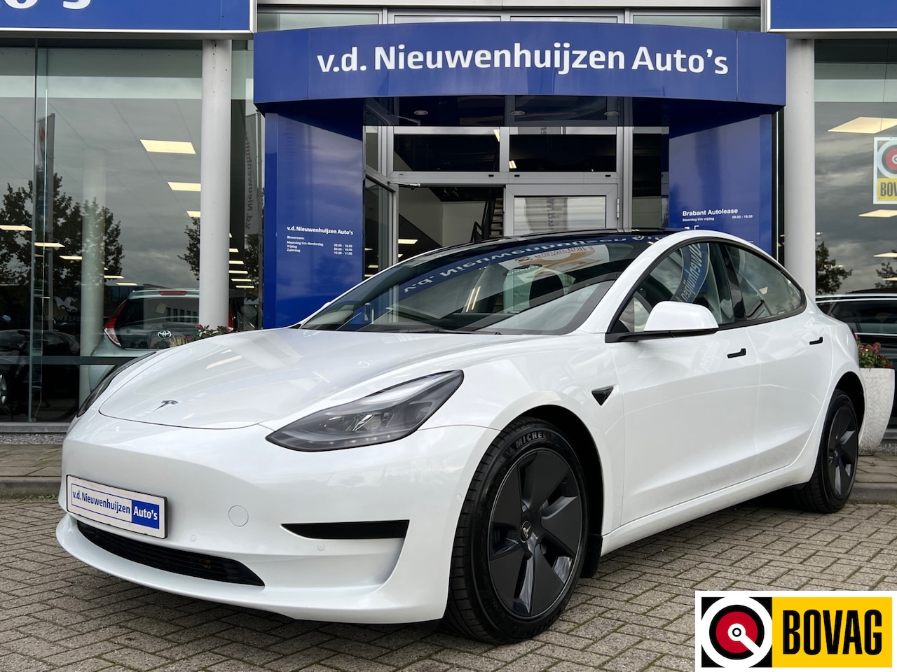 Tesla Model 3 - Standard RWD Plus |Camera| Keyles| Info Jeroen: 0492-588 980 - AutoWereld.nl