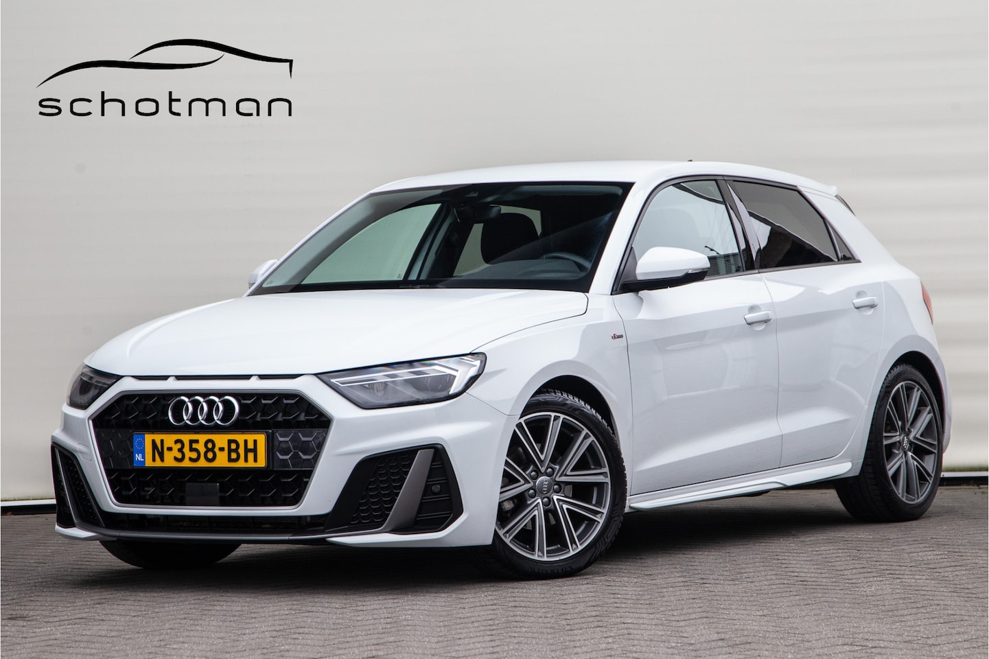 Audi A1 Sportback - 30 TFSI S Line 30 TFSI S-Line, Navi, LED, S-Tronic automaat - AutoWereld.nl