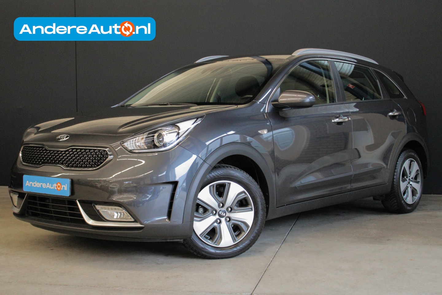 Kia Niro - 1.6 GDi Hybrid DynamicLine |camera|stoel/stuurwiel verwarming|leder|Apple/Android| - AutoWereld.nl