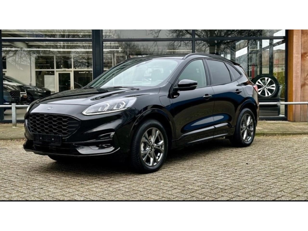 Ford Kuga - 2.5 PHEV ST-Line X 225pk/165kW e-CVT Automaat | Elektr. trekhaak | Driver Assistance Pack - AutoWereld.nl