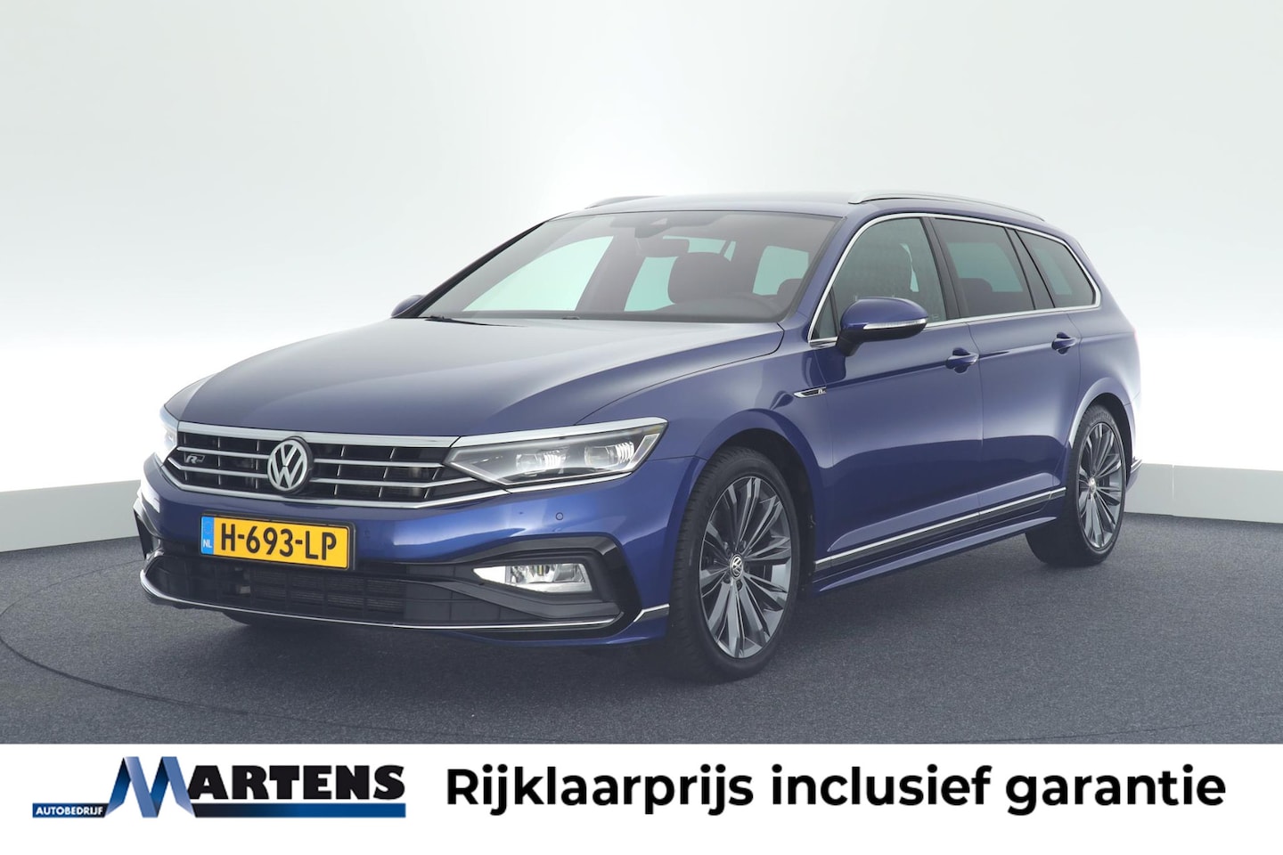 Volkswagen Passat Variant - 2.0 TSI 190pk DSG R-Line Elegance Trekhaak Stoelverwarming Virtual Cockpit Navigatie - AutoWereld.nl