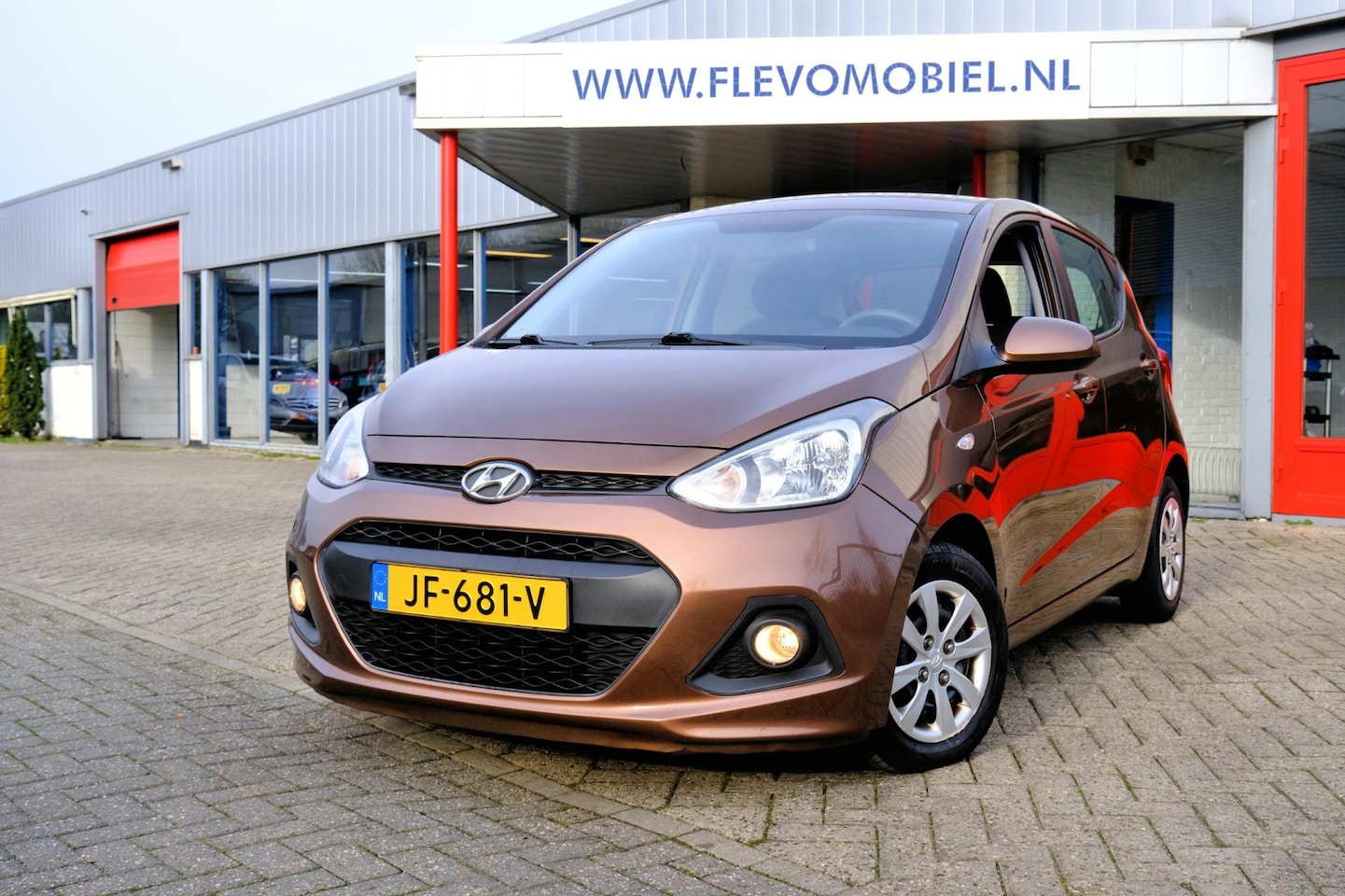 Hyundai i10 - 1.0i i-Motion Comfort 5-drs Clima|Cruise|1e Eig - AutoWereld.nl