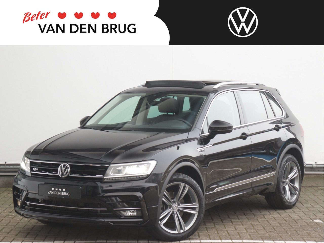 Volkswagen Tiguan - 1.5 TSI R-line Comfortline 150pk | Panoramadak | LED | Stoelverwarming | 19" LMV | Dealer - AutoWereld.nl