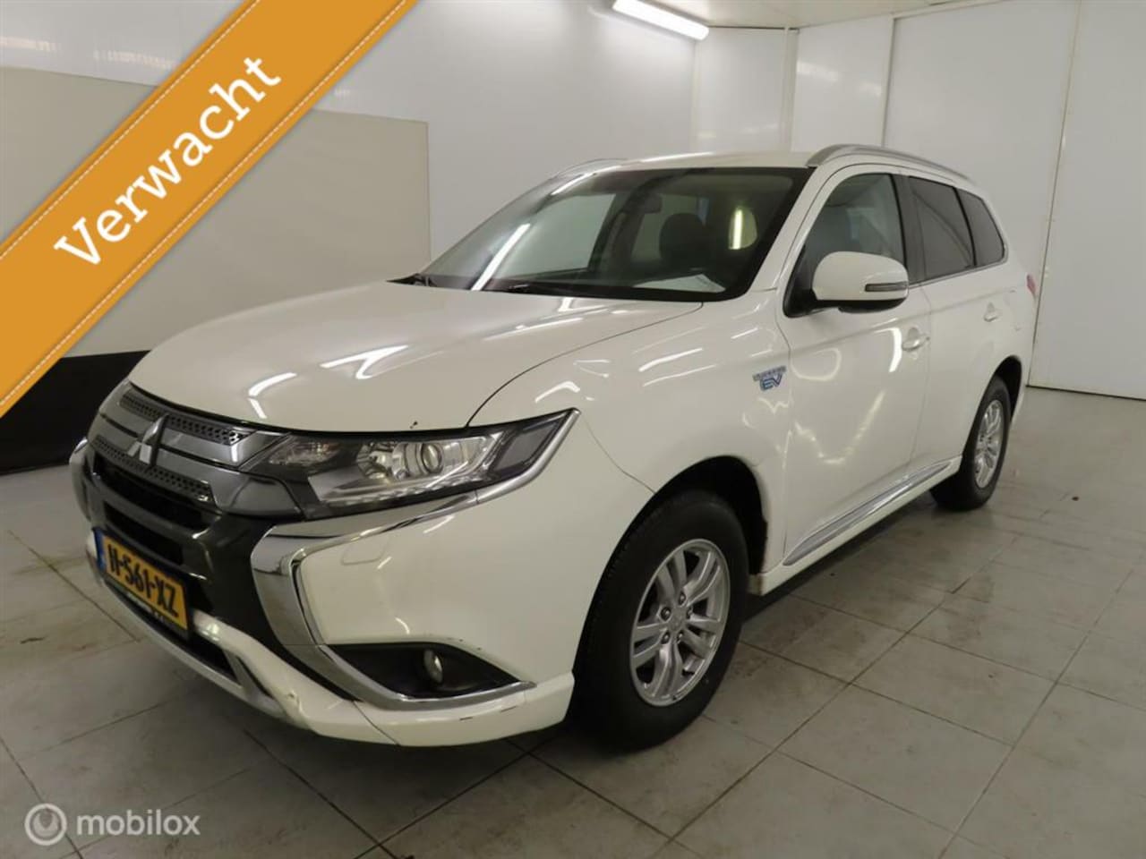 Mitsubishi Outlander - 2.4 PHEV Pure 2.4 PHEV Pure - AutoWereld.nl