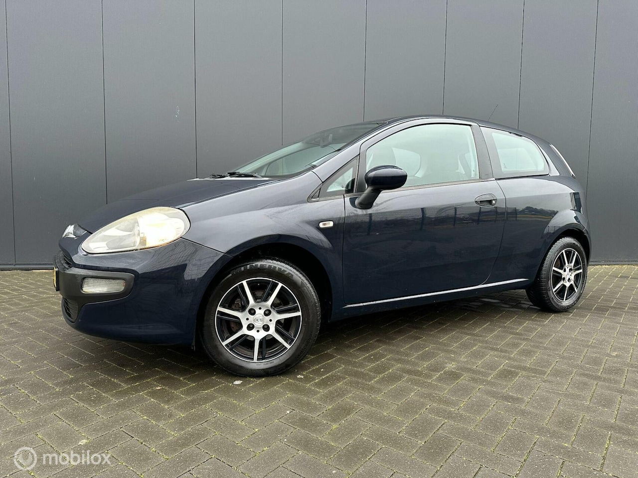 Fiat Punto Evo - 1.2 Active 1.2 Active Nieuwe APK - AutoWereld.nl