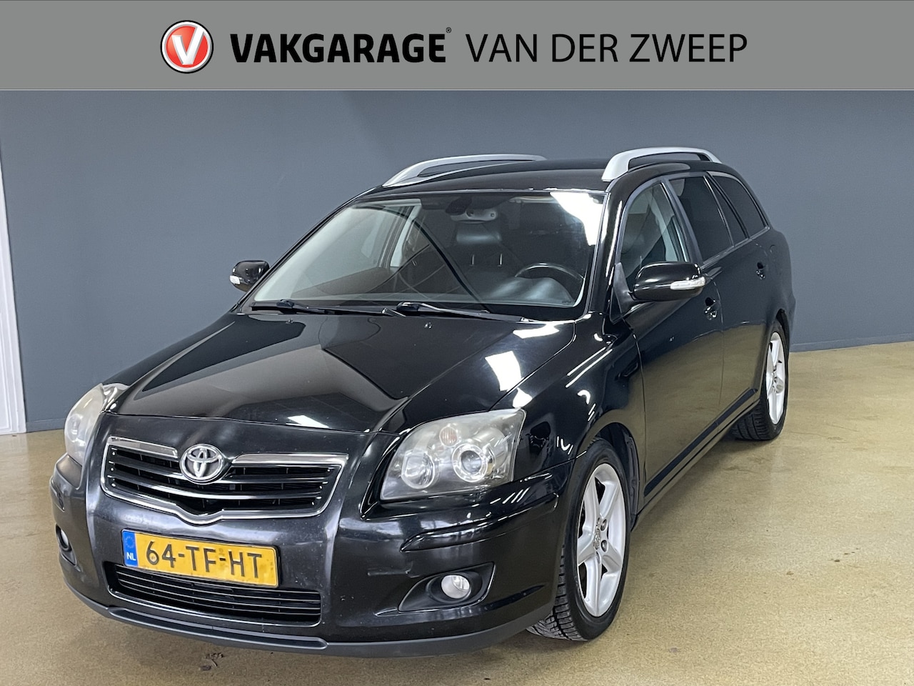 Toyota Avensis Wagon - 2.2 D-4D Executive 2.2 D-4D Executive - AutoWereld.nl