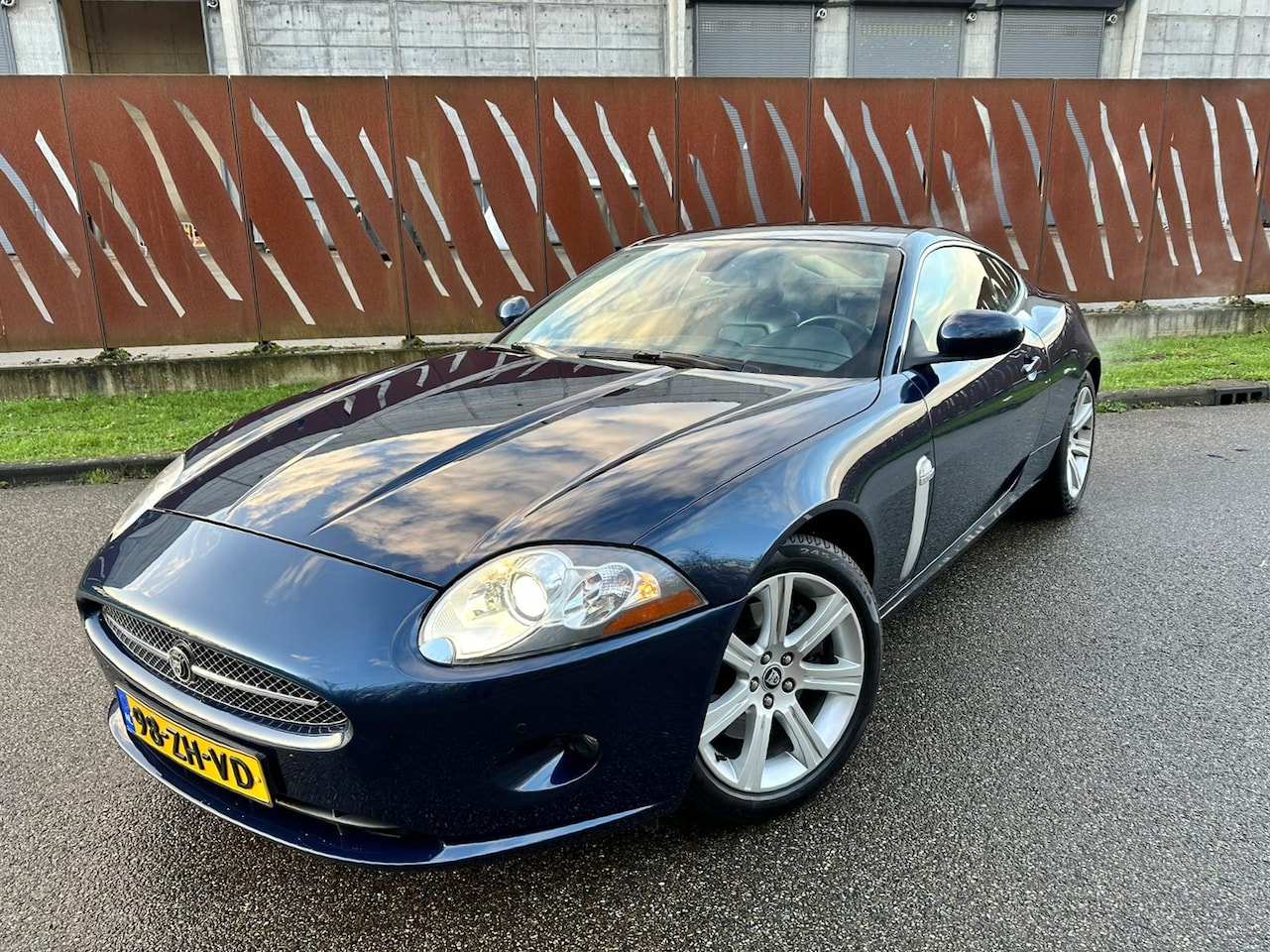 Jaguar XK - 4.2 COUPE AUT - AutoWereld.nl