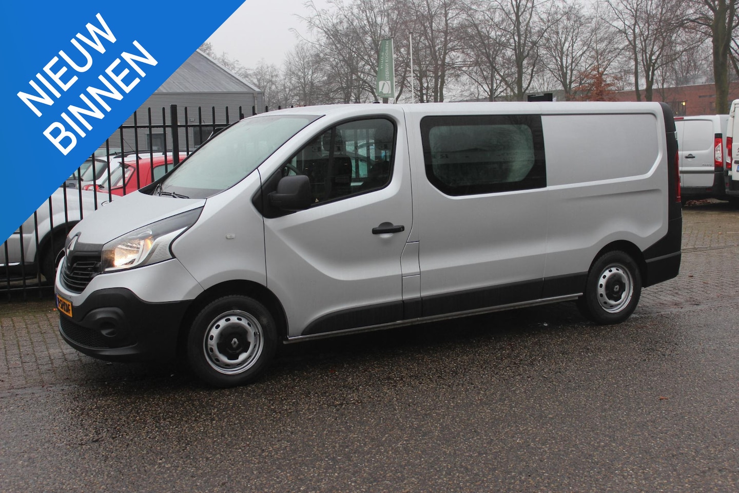 Renault Trafic - 1.6 dCi Dubbel Cabine DC L2 Navigatie! Renault Trafic - AutoWereld.nl