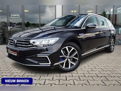 Volkswagen Passat Variant - 1.4 TSI PHEV GTE Business | ACC | 360 Camera | Trekhaak |