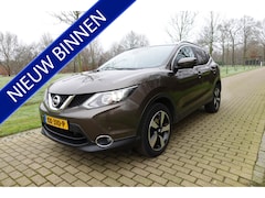 Nissan Qashqai - 1.2 N-Connecta | Design pakket | Panoramadak | Cruise control | Trekhaak |